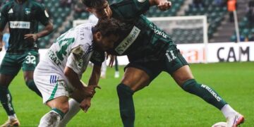 Kocaelispor ile Rizespor yenişemedi! Kocaelispor ile Rizespor yenişemedi!