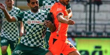 Konyaspor ile Başakşehir Yenişemedi! Konyaspor ile Başakşehir Yenişemedi!
