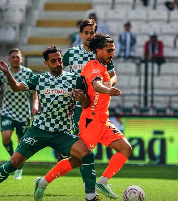 Konyaspor ile Başakşehir Yenişemedi! konyaspor ile basaksehir yenisemedi habermeydan e1791725308354