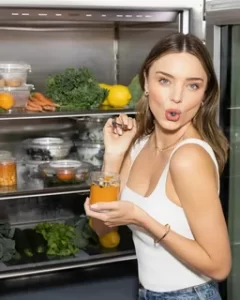 Miranda Kerr’den dikkat çeken itiraf! Hastalığı için özel diyet uyguluyor miranda kerrden hastaligi icin diyet uyguluyor1 habermeydan