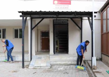Muş Korkut’ta Örnek Dayanışma: Liseliler Öğrendiklerini Camide Uyguladı