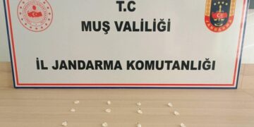 Muş'ta Jandarmadan Uyuşturucuya Geçit Yok: 19 Operasyon, 3 Tutuklama Muş’ta Jandarmadan Uyuşturucuya Geçit Yok: 19 Operasyon, 3 Tutuklama
