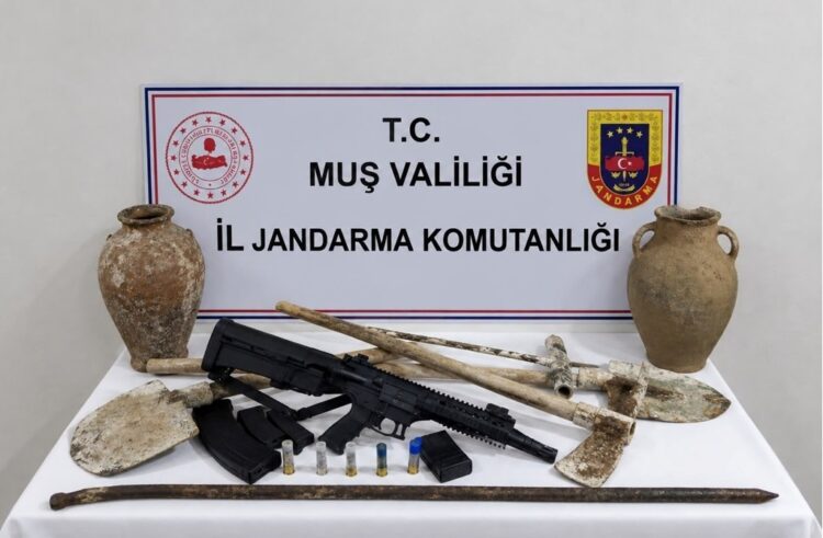Muş'ta Tarihi Eser Operasyonu: 2 Küp Ele Geçirildi musta tarihi eser operasyonu 2 kup ele gecirildi habermeydan e1791555437211