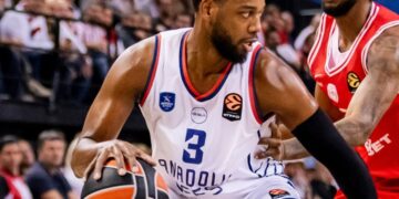 Olympiakos 89-66 Anadolu Efes Olympiakos 89-66 Anadolu Efes