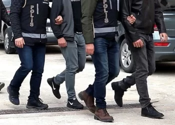İstanbul’da terör örgütlerine yönelik operasyon: 14 şüpheli gözaltına alındı