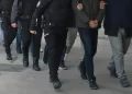 81 ilde aranan şahıslara operasyon: 912 kişi yakalandı 81 ilde aranan şahıslara operasyon: 912 kişi yakalandı