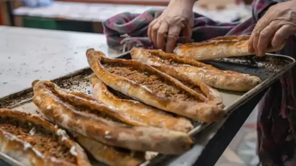 Ünlü pidecide at ve eşek eti tespit edildi! Bakanlık listeyi yayımladı pide habermeydan