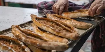 Ünlü pidecide at ve eşek eti tespit edildi! Bakanlık listeyi yayımladı Ünlü pidecide at ve eşek eti tespit edildi! Bakanlık listeyi yayımladı