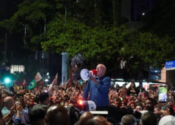Brezilya'da seçimi Lula da Silva kazandı Brezilya’da seçimi Lula da Silva kazandı