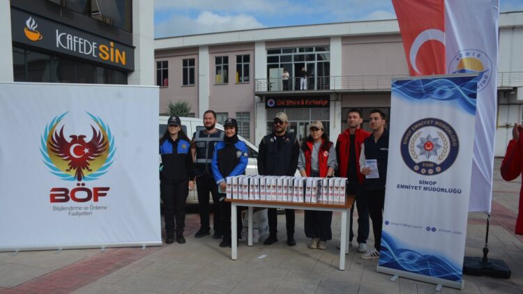 Sinop Emniyetinden Üniversitelilere 'Dijital Güvenlik' ve 'KADES' Bilgilendirmesi! sinop emniyetinden universitelilere dijital guvenlik ve kades bilgilendirmesi habermeydan e1792682216135