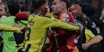 TFF, Abdülkerim Bardakcı ve Archie Brown'u PFDK'ya Sevk Etti! TFF, Abdülkerim Bardakcı ve Archie Brown’u PFDK’ya Sevk Etti!