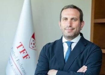 TFF'de Üst Düzey Ayrılık: Genel Sekreter Abdullah Ayaz İstifa Etti TFF’de Üst Düzey Ayrılık: Genel Sekreter Abdullah Ayaz İstifa Etti
