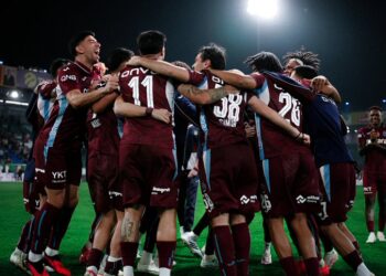 Trabzonspor, Rize'den 3 Puanla Döndü! Trabzonspor, Rize’den 3 Puanla Döndü!