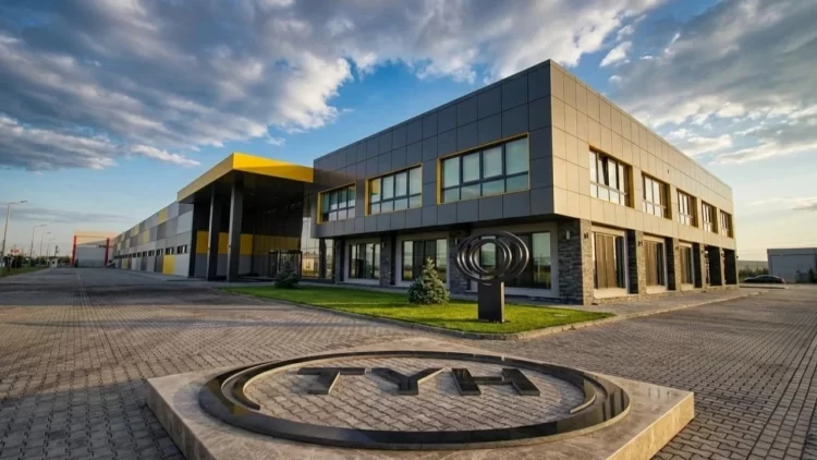 TYH Tekstil 7 fabrikasını kapattı: Yaklaşık 5 bin kişi işsiz kaldı TYH Tekstil 7 fabrikasını kapattı.