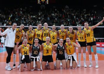 VakıfBank, Eczacıbaşı Deplasmanında Geri Döndü! VakıfBank, Eczacıbaşı Deplasmanında Geri Döndü!