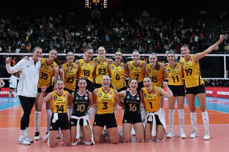 VakıfBank, Eczacıbaşı Deplasmanında Geri Döndü! vakifbank eczcibasi deplasmaninda geriden gelerek kazandi habermeydan