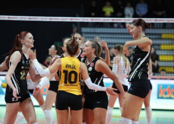 VakıfBank, Zerenspor'a Set Vermedi! VakıfBank, Zerenspor’a Set Vermedi!