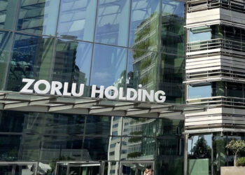 Zorlu Holding şarj sektöründen çıkıyor: ZES hisseleri satılıyor Zorlu Holding şarj sektöründen çıkıyor: ZES hisseleri satılıyor